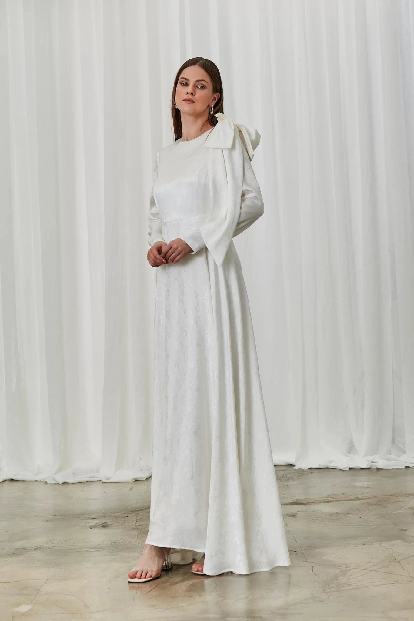 Fiyonk Detaylı Saten Abiye - FioraofDress - tesettur - abiye - 40 - Beyaz - hijab - evening - dress