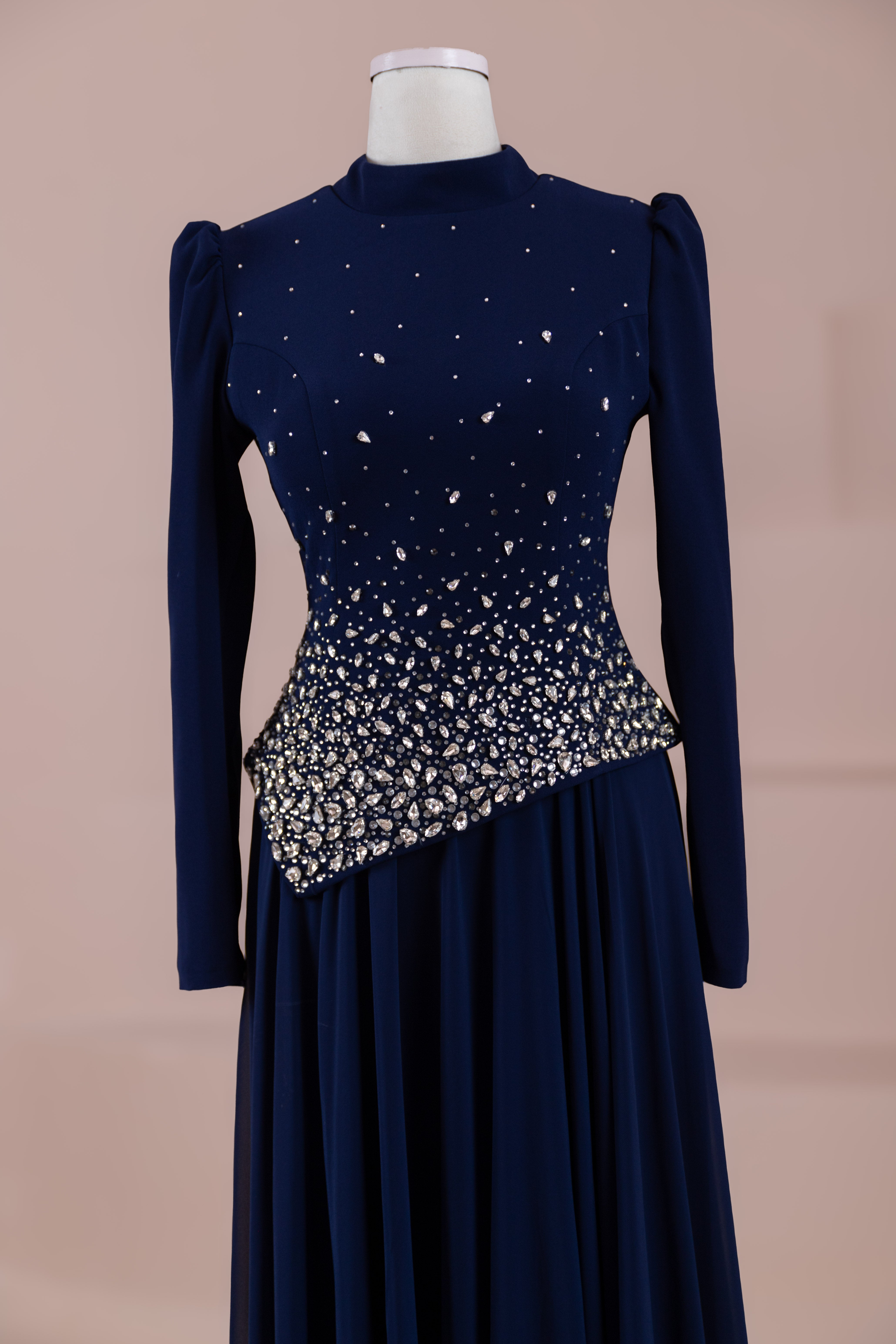 Nilyan Tesettür Abiye