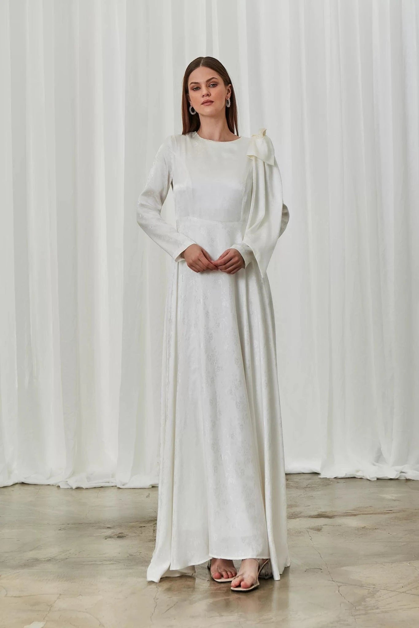 Fiyonk Detaylı Saten Abiye - FioraofDress - tesettur - abiye - 40 - Beyaz - hijab - evening - dress