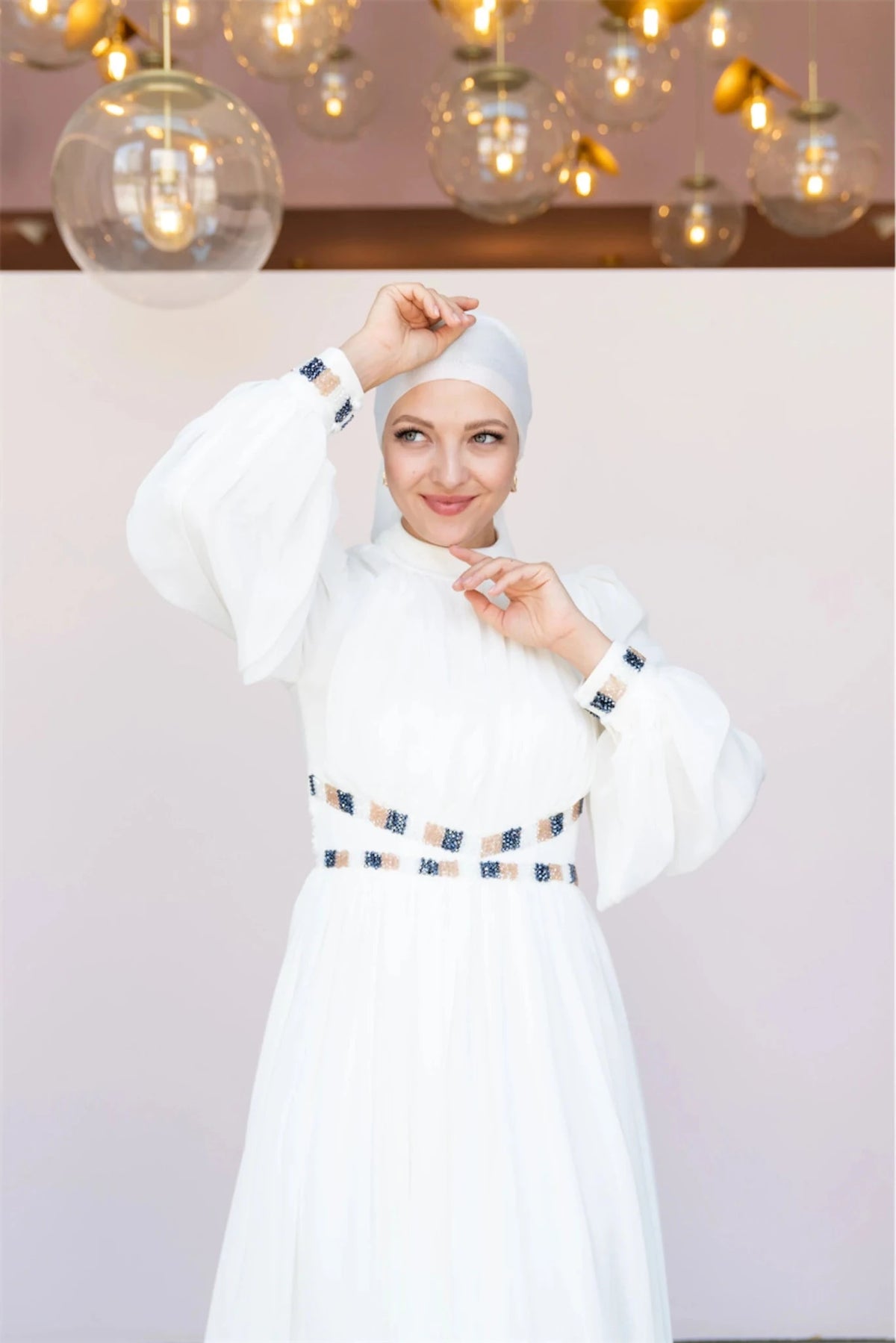 Kuğu Tesettür Abiye - Beyaz